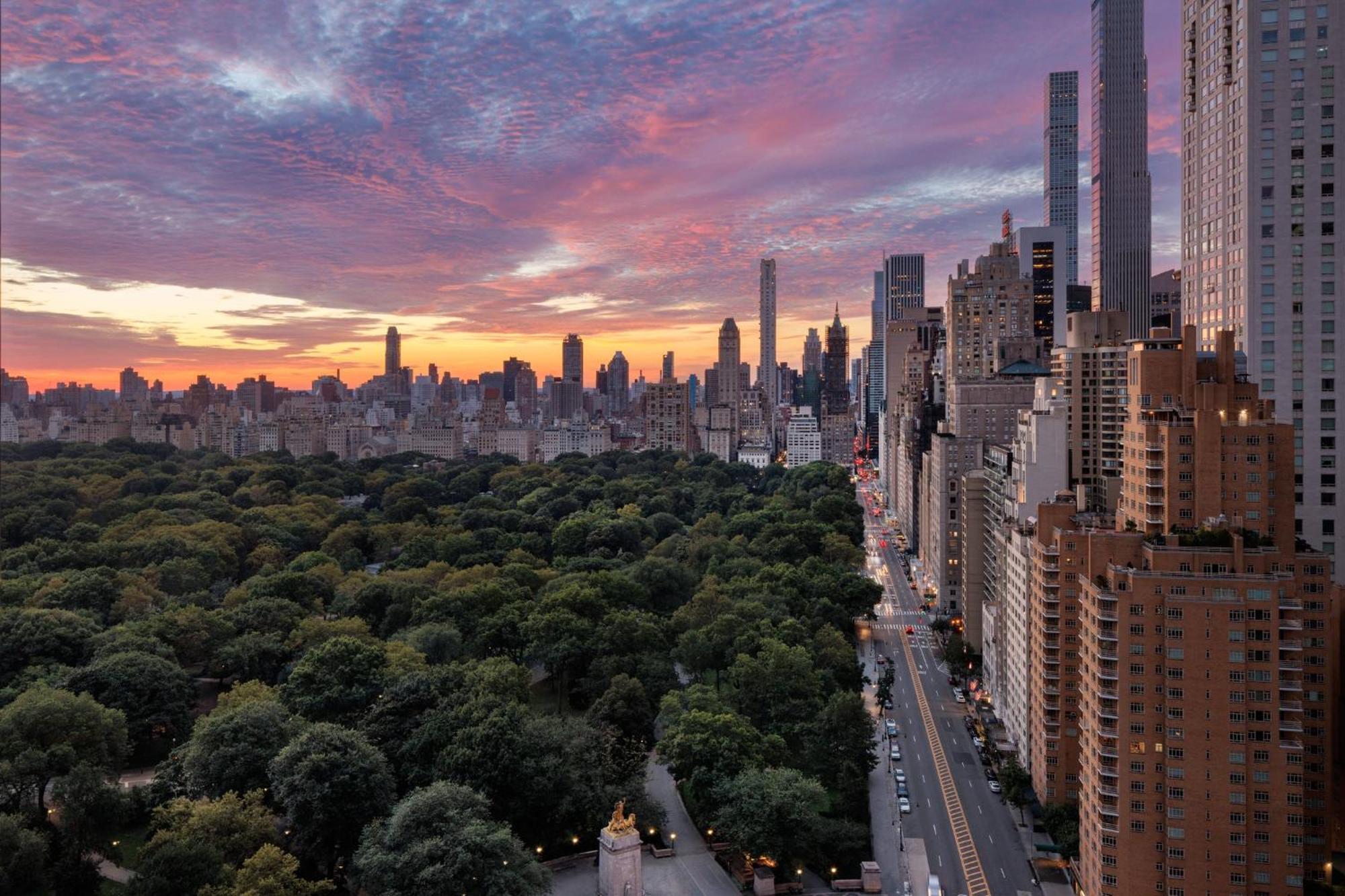 Mandarin Oriental, New York Hotel Exterior photo